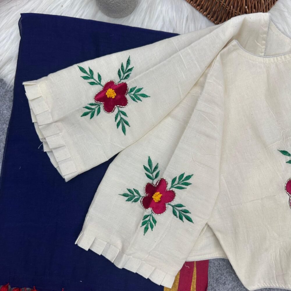 Pure Mal Cotton Saree With Heavy Khadi Cotton Desginer Blouse - Image 2