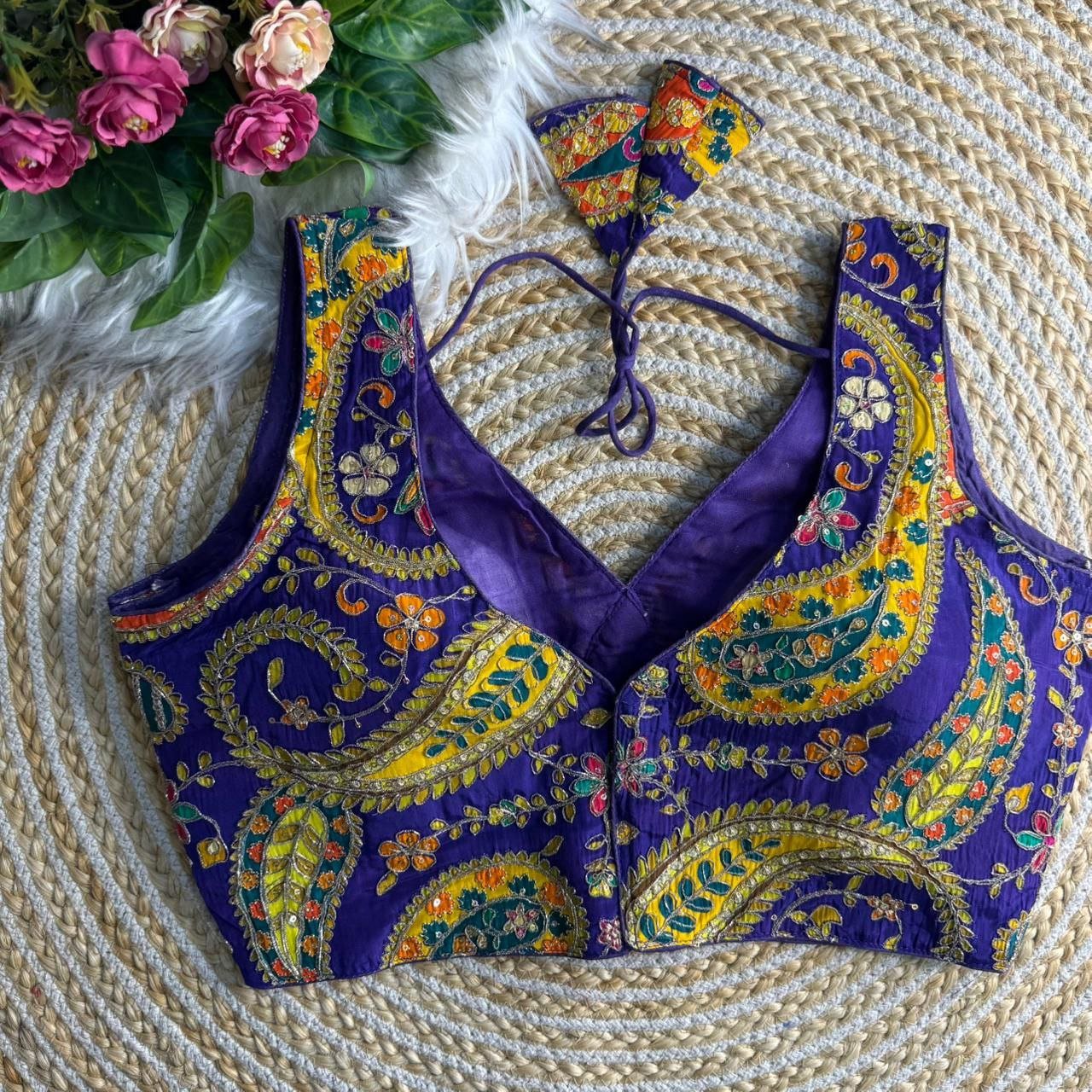 Heavy Pure Soft Crape Silk Position Work Sabyasachi Neck Blouse - Image 4