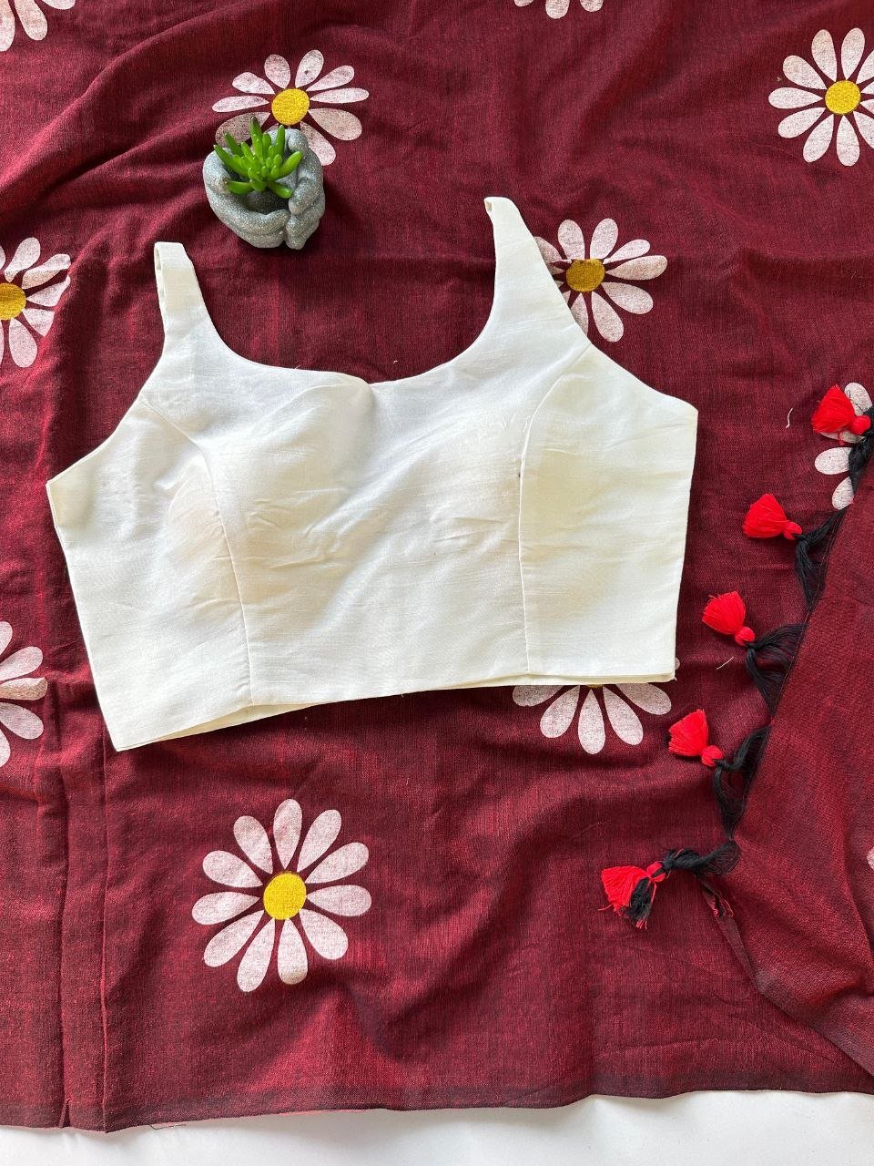 Sunflower Khadi Cotton Saree with Readymade Blouse - Image 3